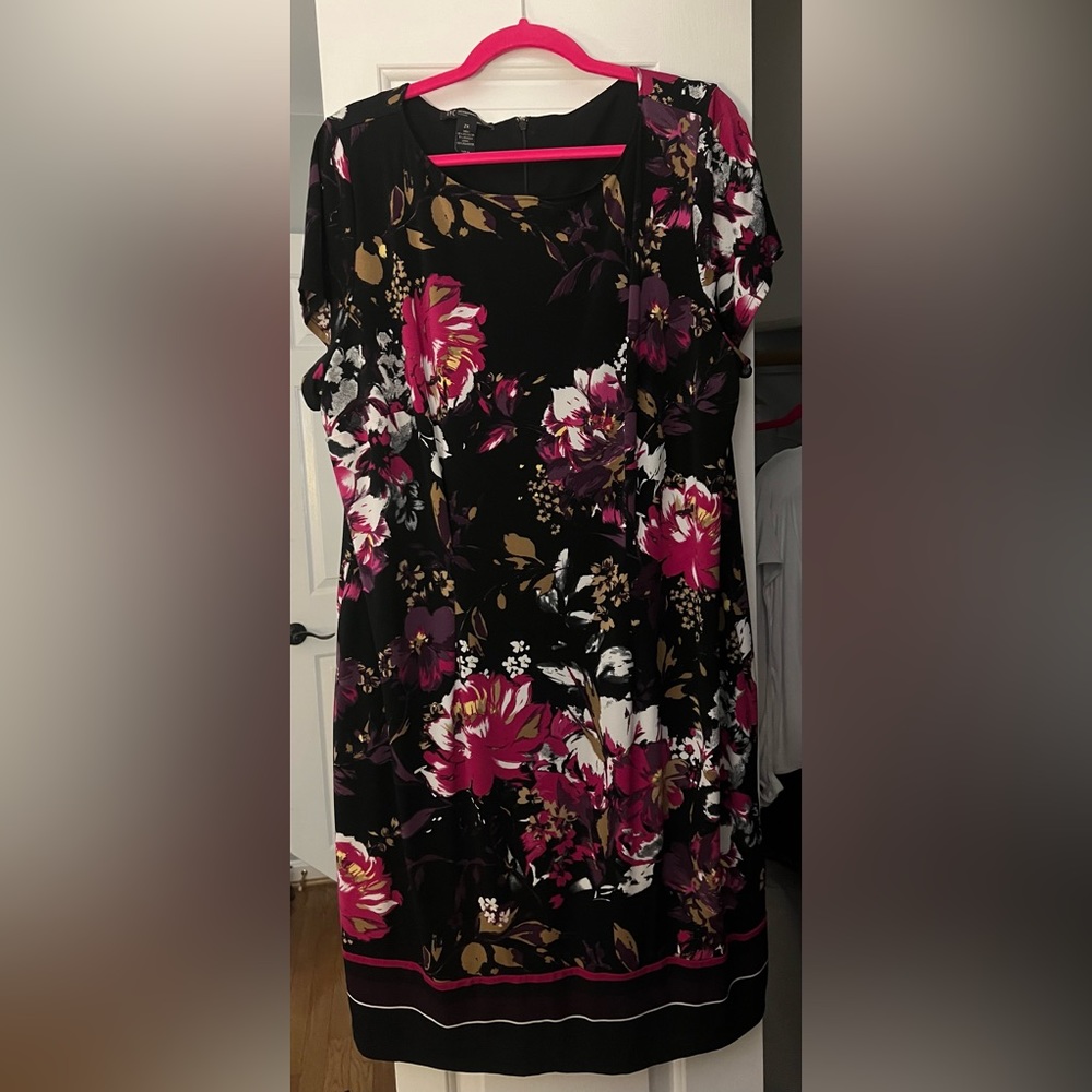 Like New Women’s Plus Floral Dress